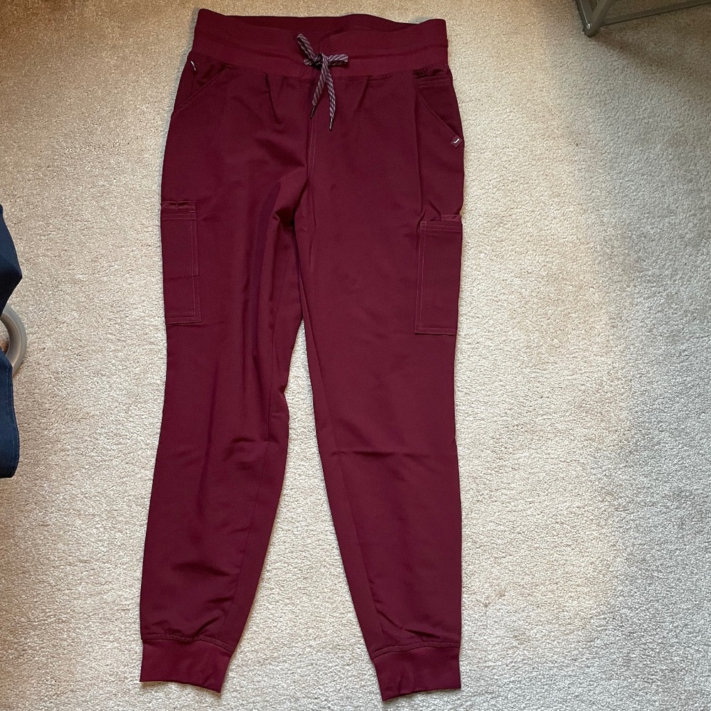 Jaanuu women’s scrub pants 13 pocket NEW - M